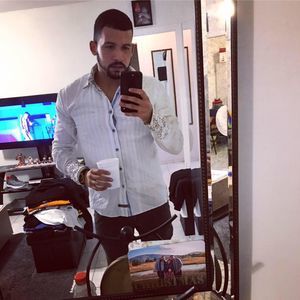 Meet your Posher, Jonathan